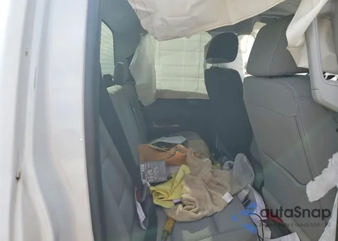 2018 Chevrolet Silverado C1500 Custom из США, поврежденный, VIN 1GCRCPEC3JZ163569